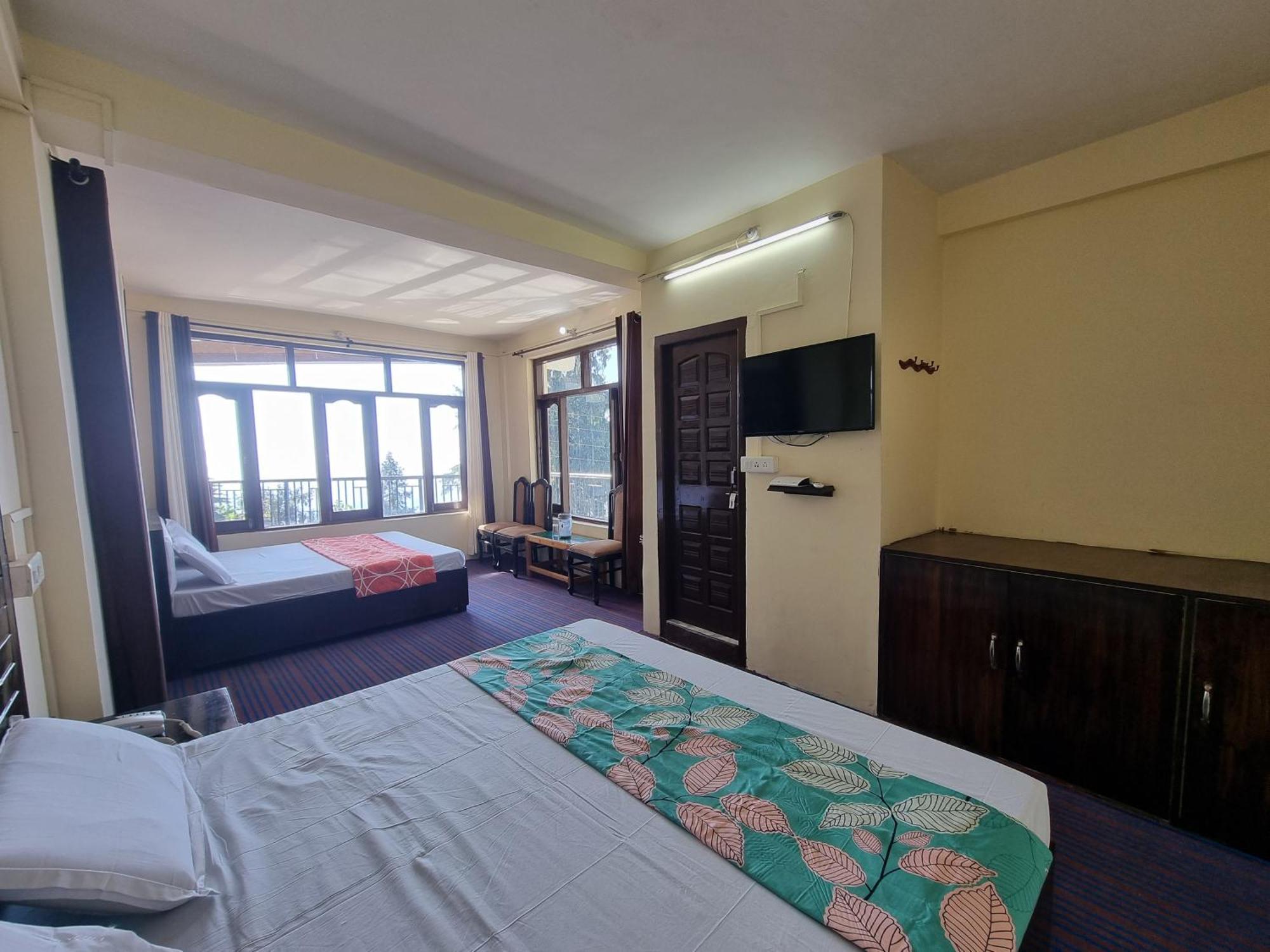 Forest Vibes Kalatop-Rooms And Restaurant Dalhousie Exterior photo