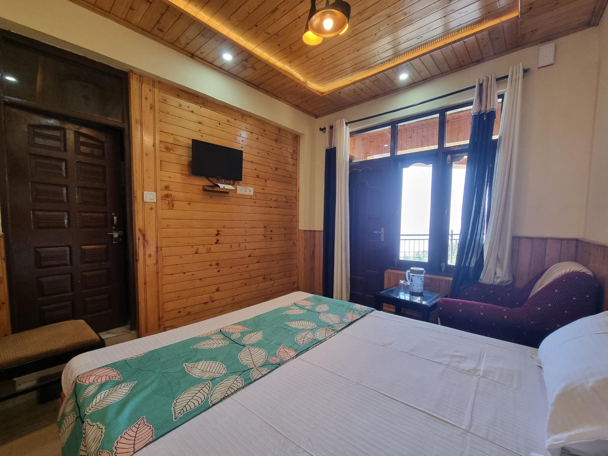 Forest Vibes Kalatop-Rooms And Restaurant Dalhousie Exterior photo